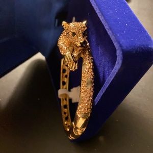 new! jeweled cheetah clasp bracelet